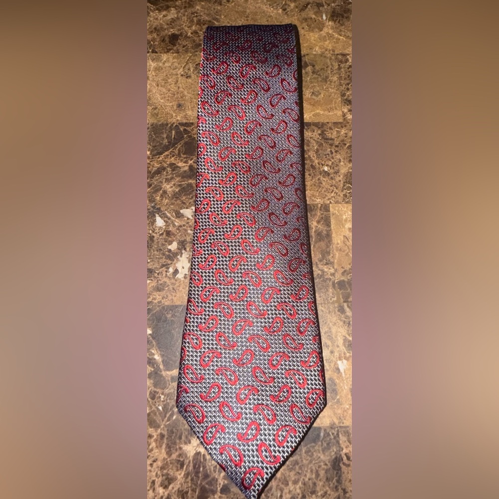 Ermenegildo Zenga. Silk Tie. Black with Red Paisley.